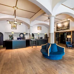 Hotel Nh Schiller