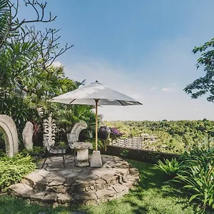  Resort The Sayan House Indonesia